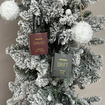 D'Anjou Holiday Ornament Candle