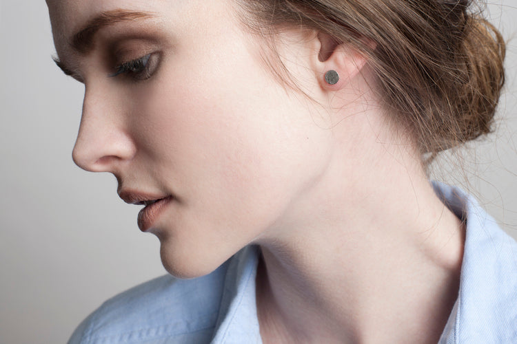 Scratch Studs