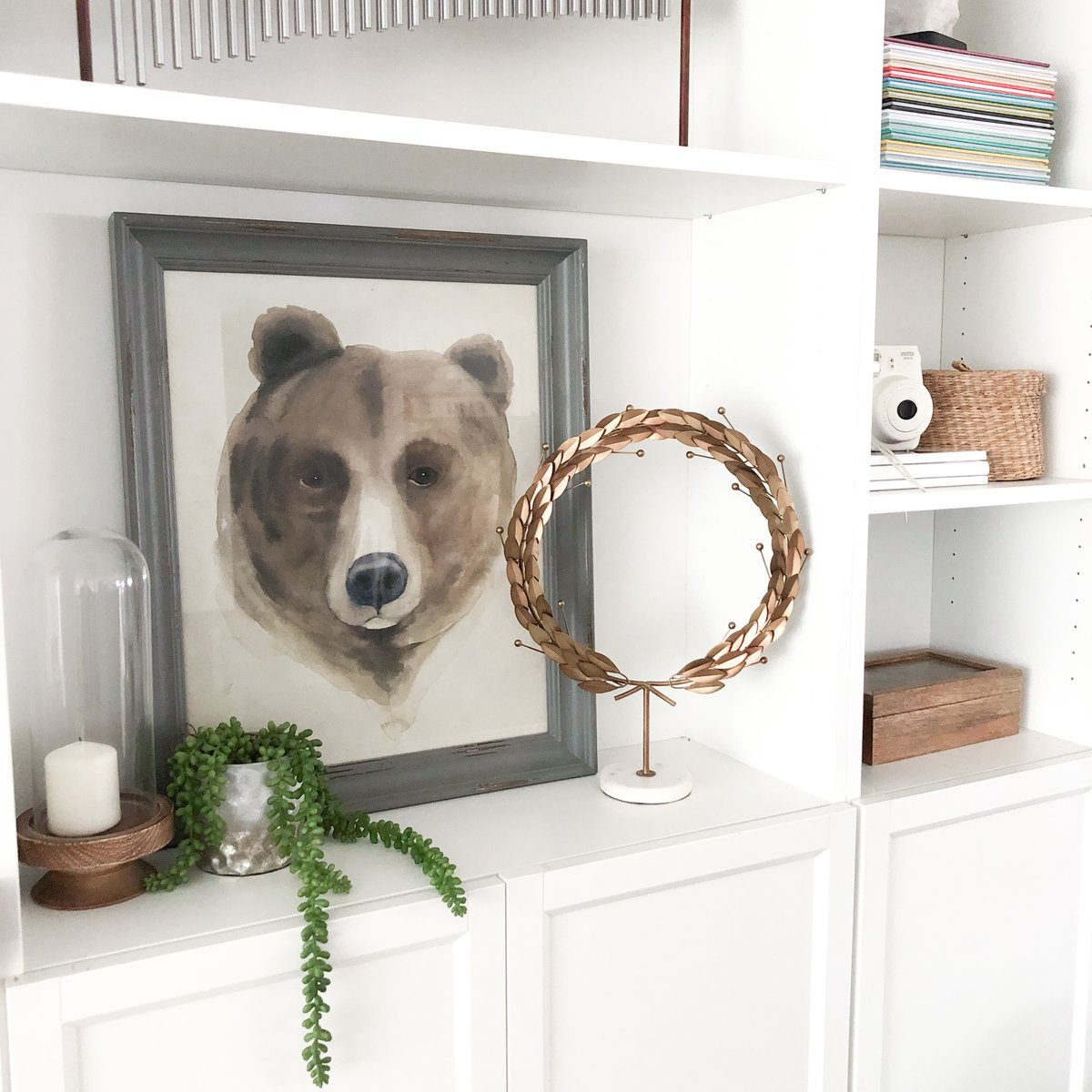 Grecian Wreath On Stand